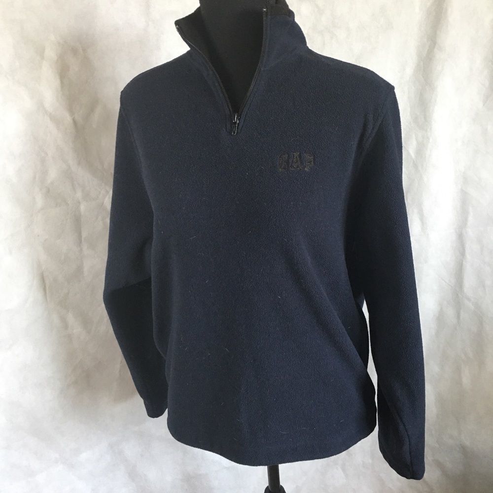 Gap navy blue sweatshirt.  Size XS.   Great shape